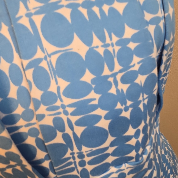 Calvin Klein Sky Blue and White Patterned Dress Size 12 (6106) - Picture 2 of 4